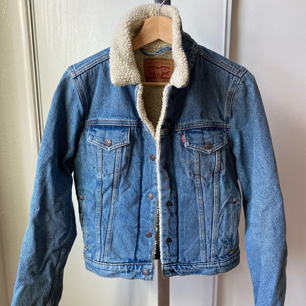 Levi’s Sherpa Trucker Jacket size S